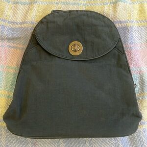 Baggallini Dallas backpack and pouch dark gray